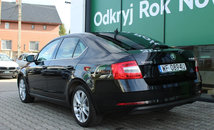 Skoda Octavia cena 58900 przebieg: 121145, rok produkcji 2019 z Radom małe 211